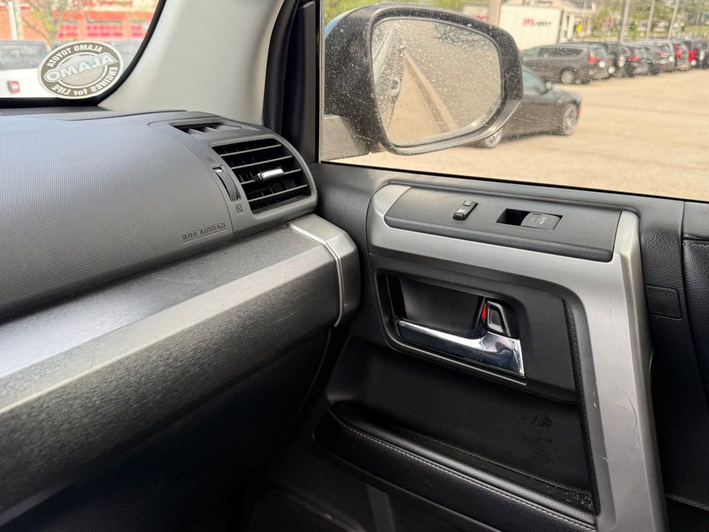 Used 2018 Toyota 4Runner SR5 image 21