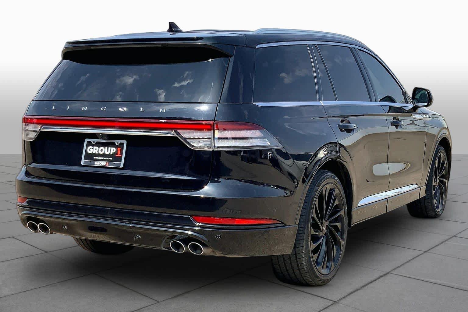 Used 2021 Lincoln Aviator Reserve w/ Equipment Group 210A AWD/4WD image 13