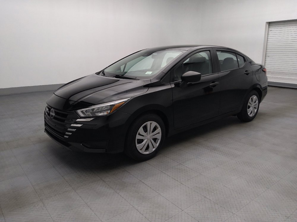 Used 2025 Nissan Versa S FWD image 2