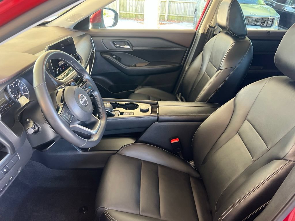 Certified 2023 Nissan Rogue SL w/ SL Premium Package AWD/4WD image 4