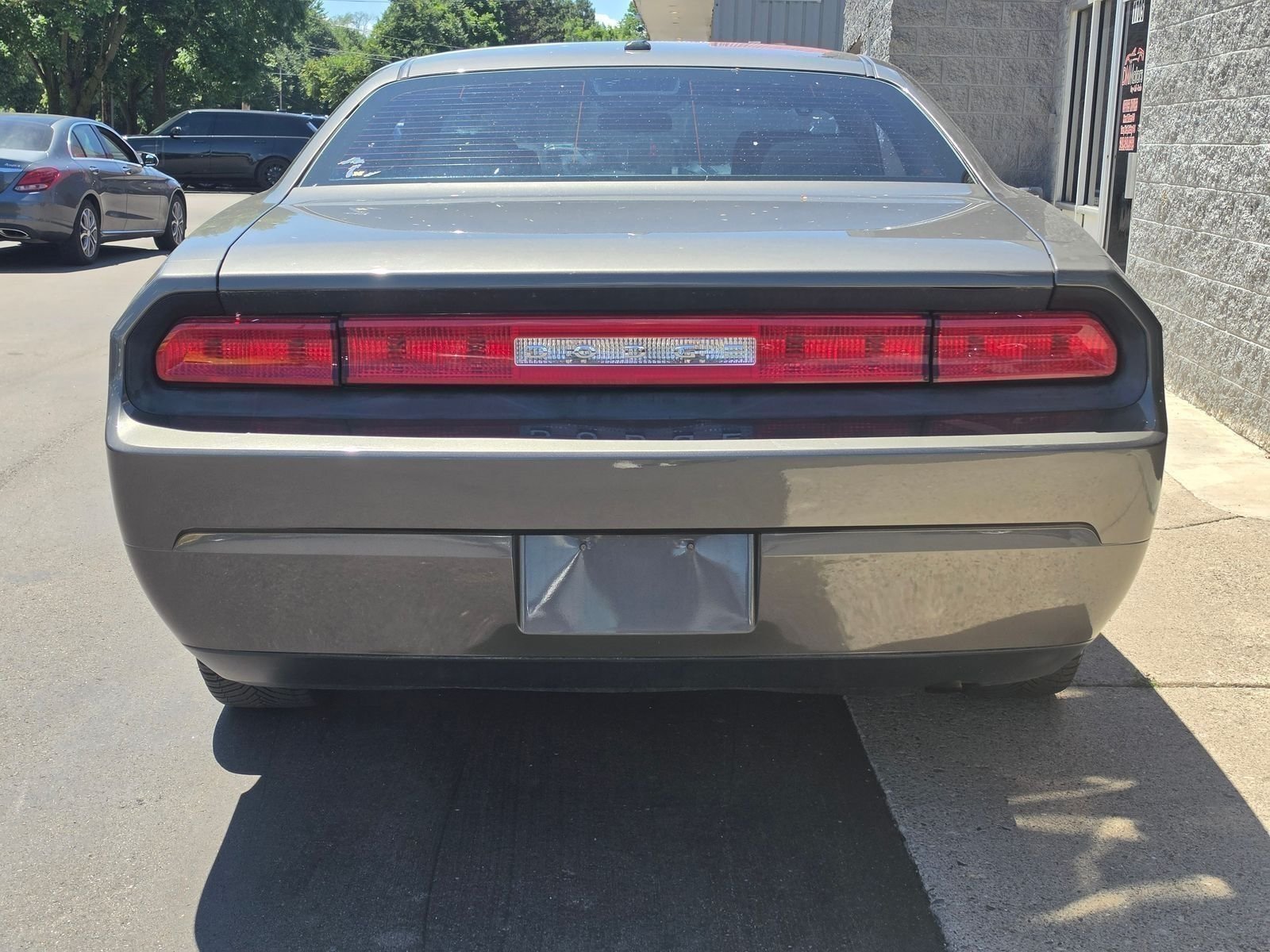 Used 2009 Dodge Challenger SE RWD image 5