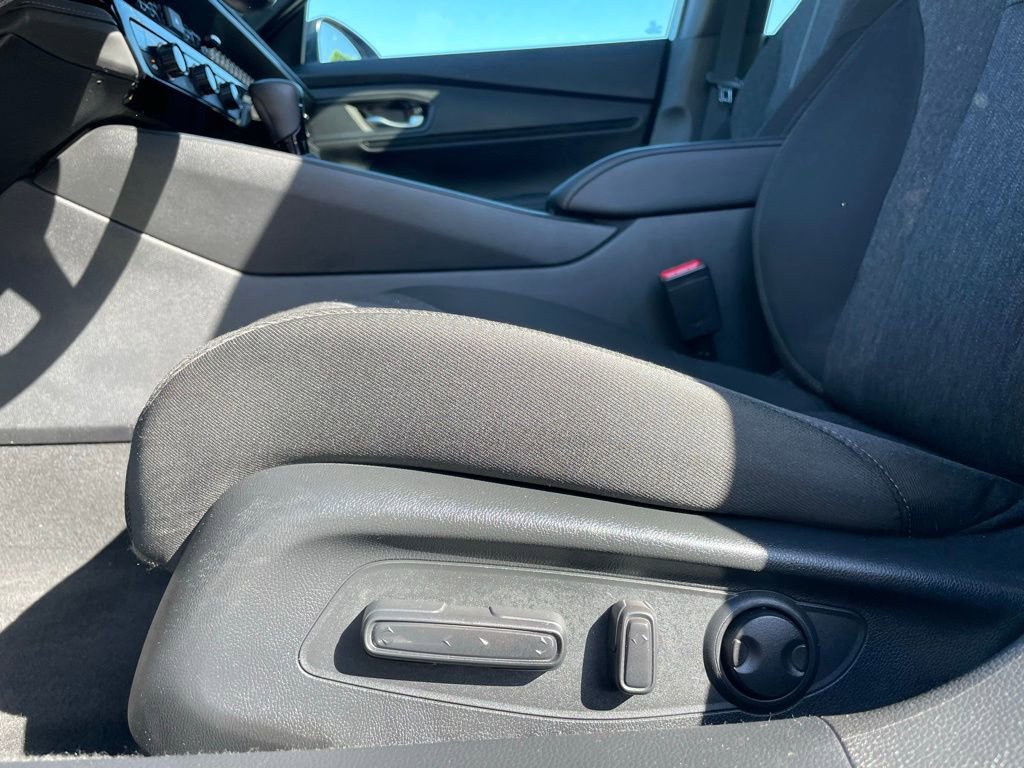 Certified 2025 Honda Accord Sport image 25