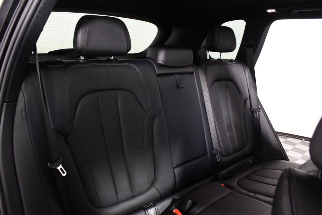 Used 2021 BMW X5 xDrive40i w/ Premium Package image 23