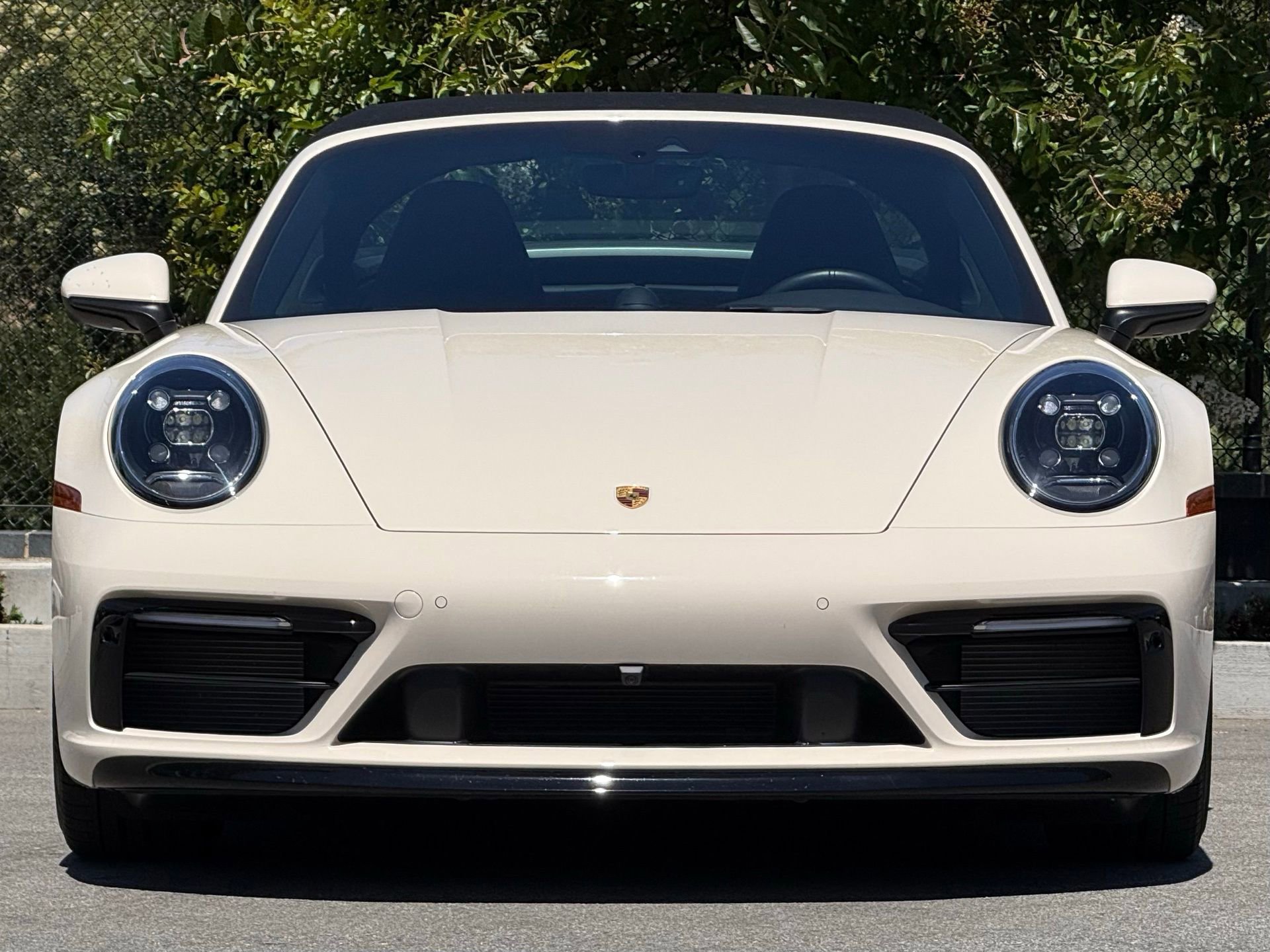 Certified 2024 Porsche 911 Targa 4 AWD/4WD image 10