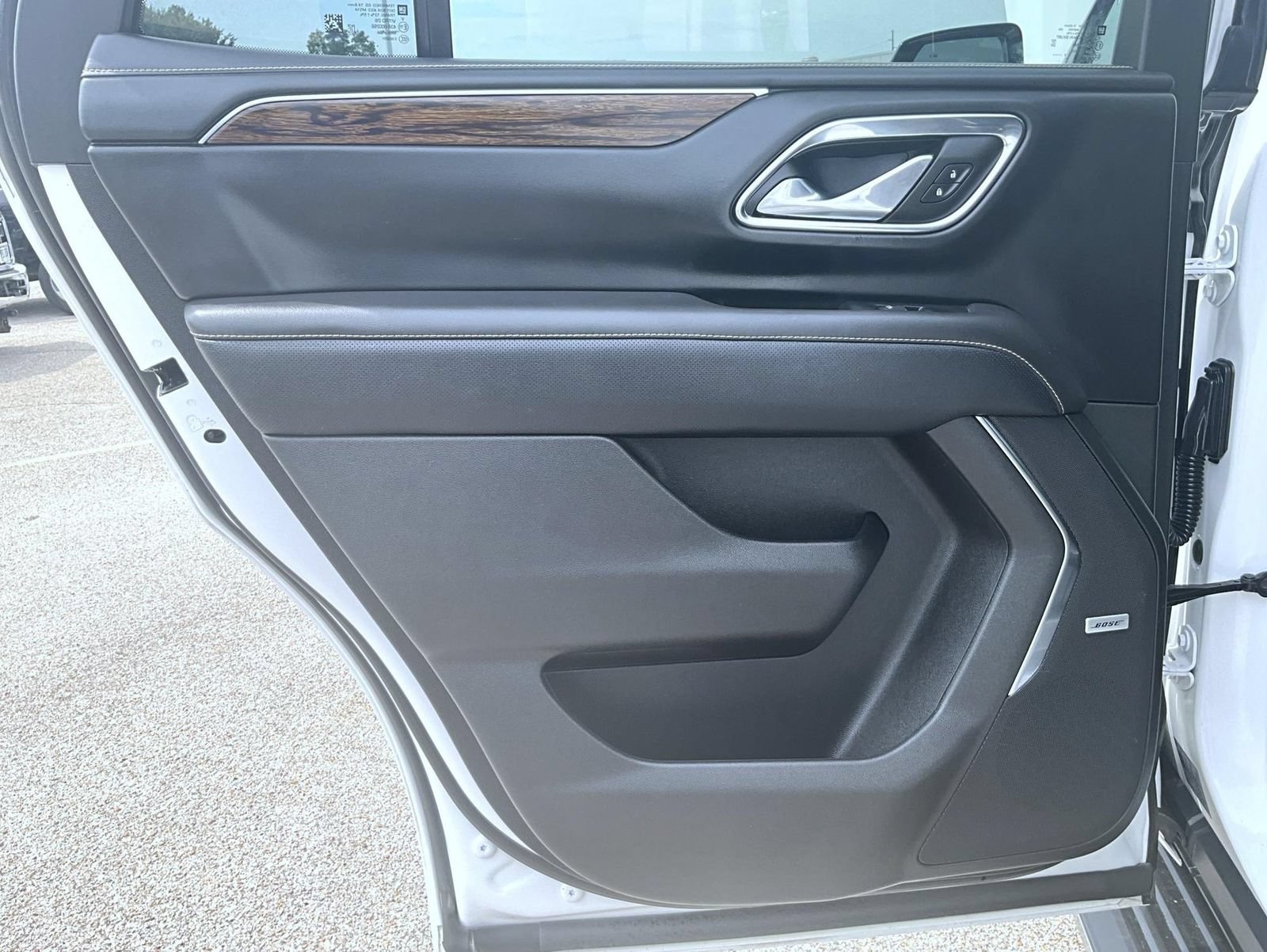 Used 2023 Chevrolet Tahoe Premier AWD/4WD image 24