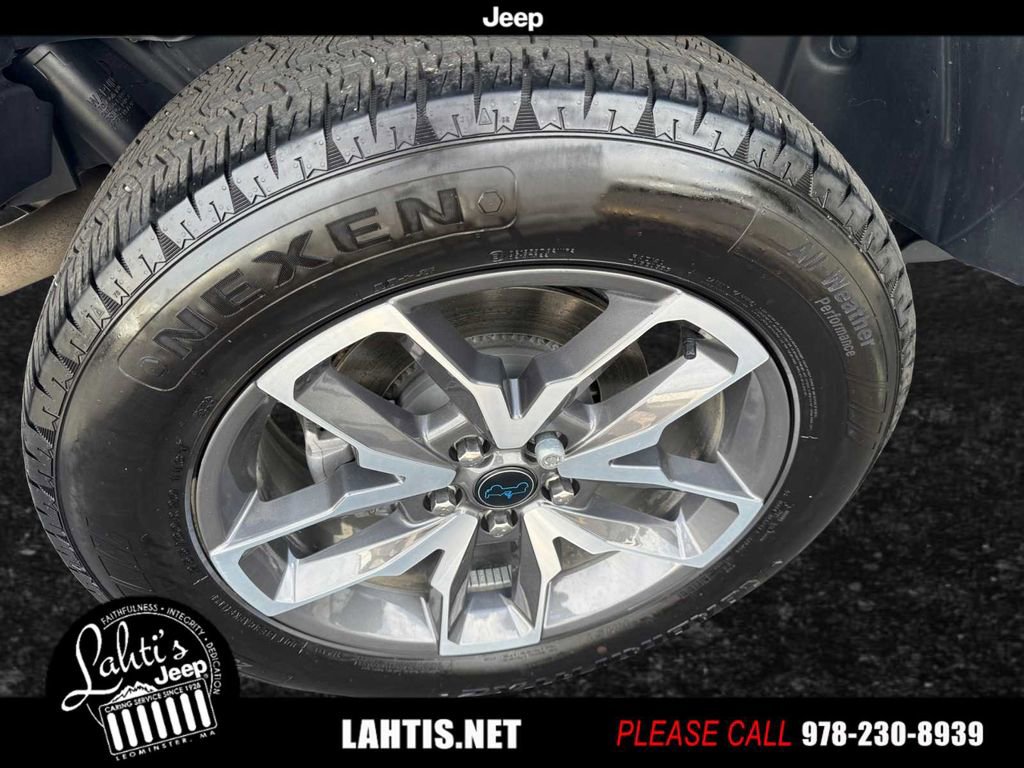 Used 2024 Jeep Wrangler Unlimited w/ Convenience Group image 9