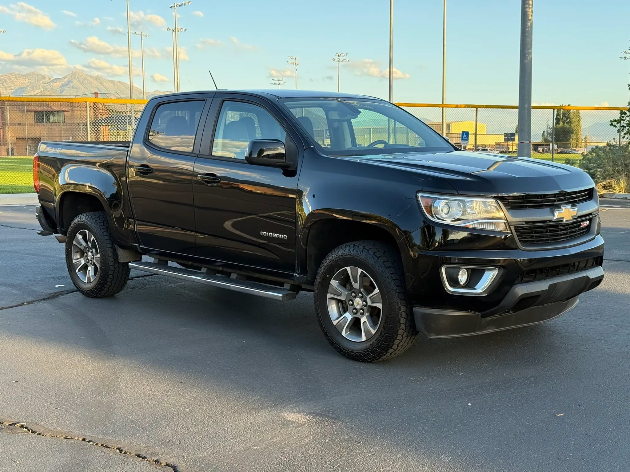 Used 2019 Chevrolet Colorado Z71 AWD/4WD image 10