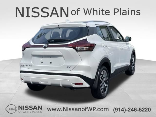 Certified 2023 Nissan Kicks SV FWD image 4