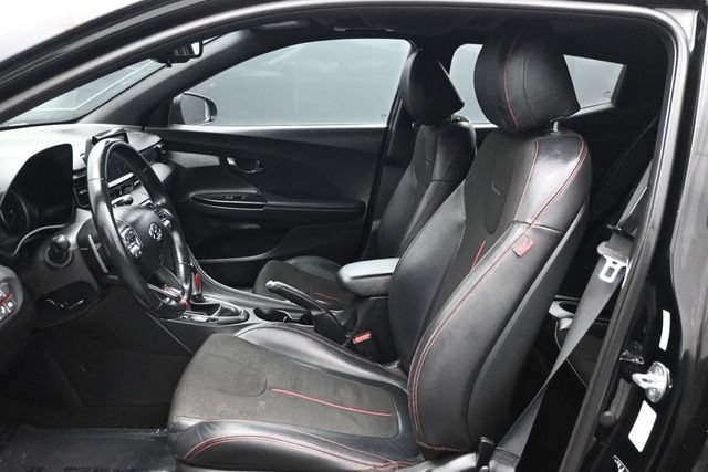 Used 2019 Hyundai Veloster 2.0 Premium FWD image 6