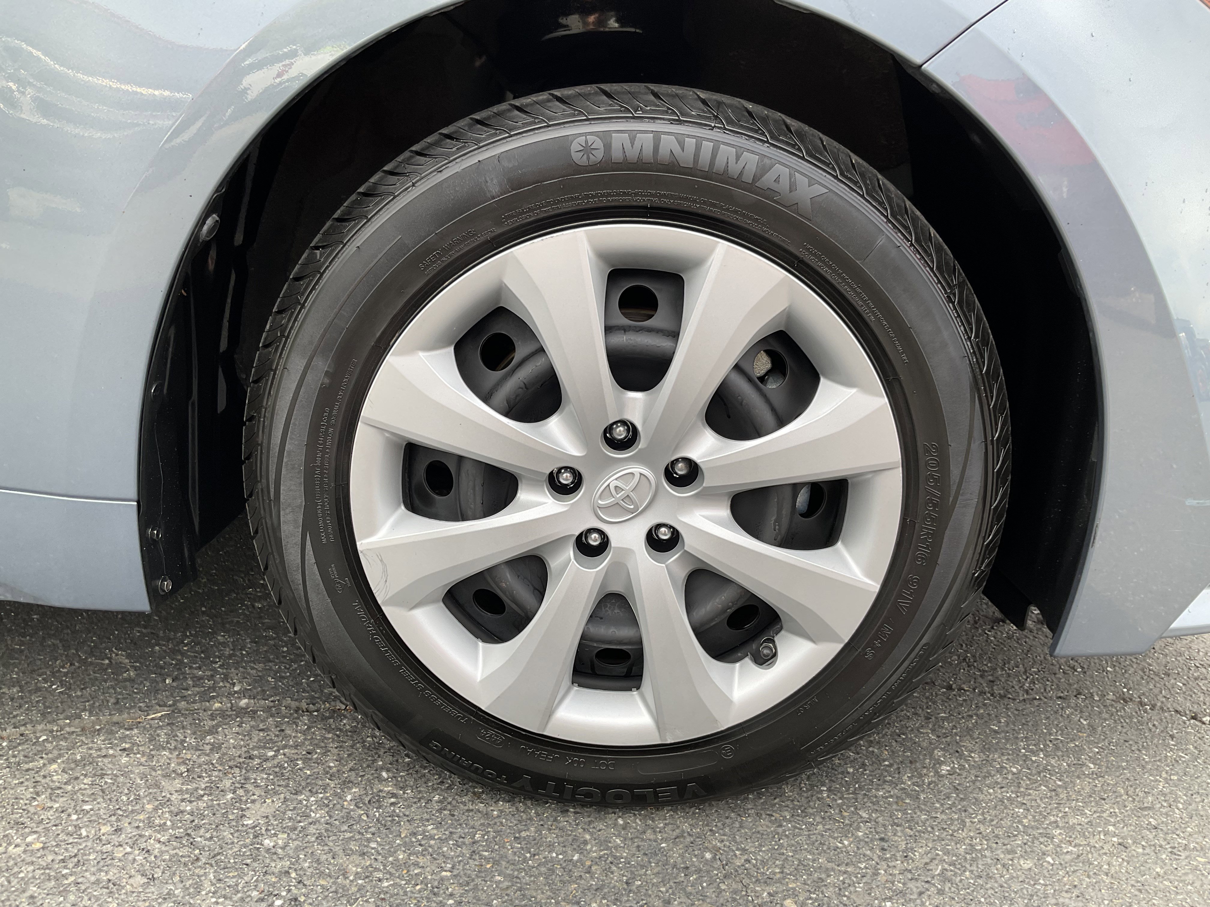 Used 2022 Toyota Corolla LE FWD image 9