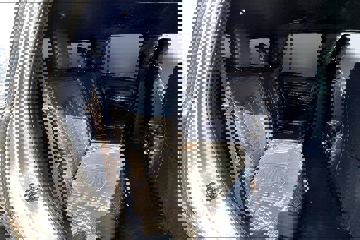 Used 2020 Ford Expedition Limited image 27