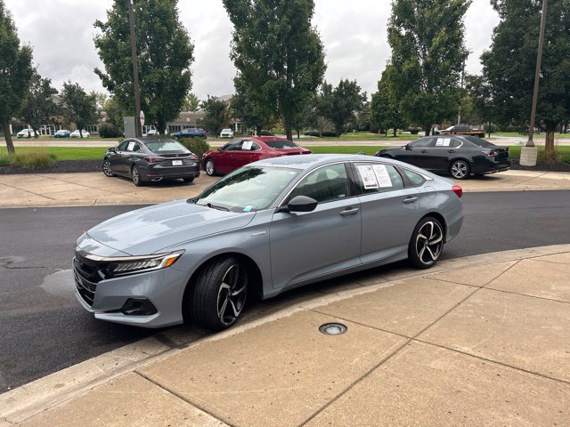 Used 2022 Honda Accord Sport image 3