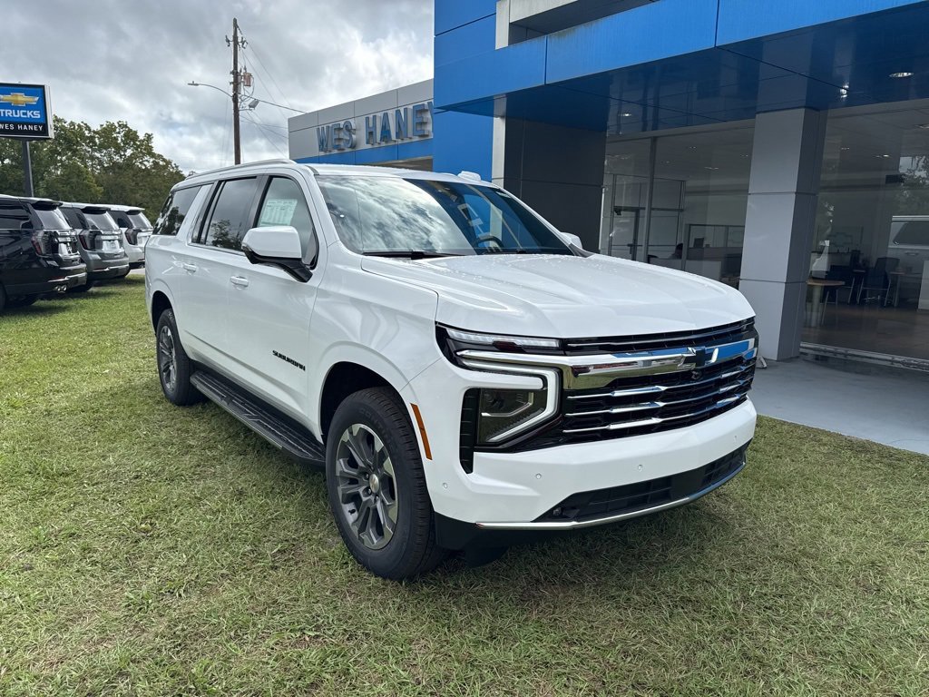 New 2026 Chevrolet Suburban LT w/ Comfort Package image 2