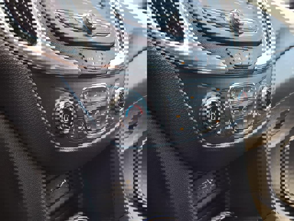 Certified 2024 Chevrolet Equinox LT image 19