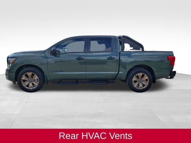 Used 2024 Nissan Titan SV w/ SV Bronze Edition Package image 5