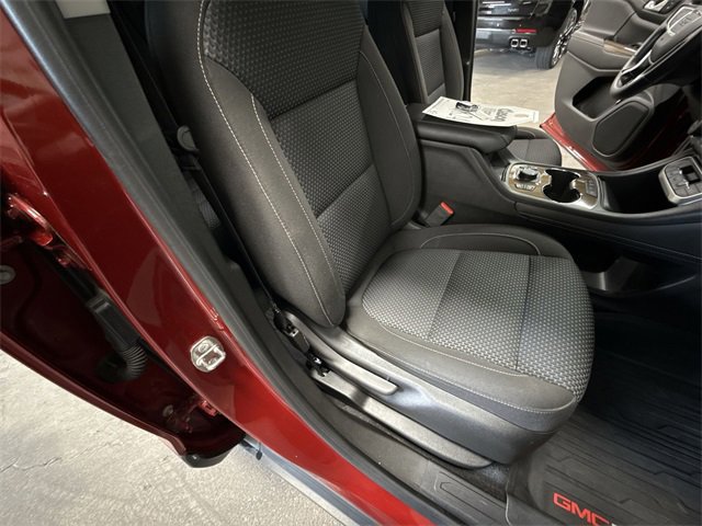 Used 2023 GMC Acadia SLE w/ Driver Convenience Package image 56