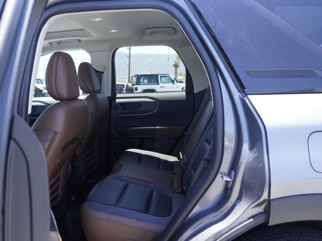 Used 2023 Ford Bronco Sport Outer Banks w/ Tech Package AWD/4WD image 31