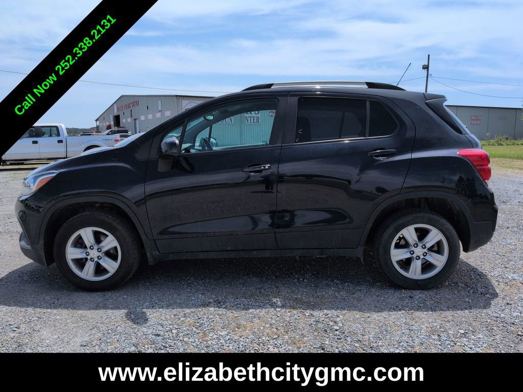Used 2022 Chevrolet Trax LT w/ Driver Confidence Package image 6