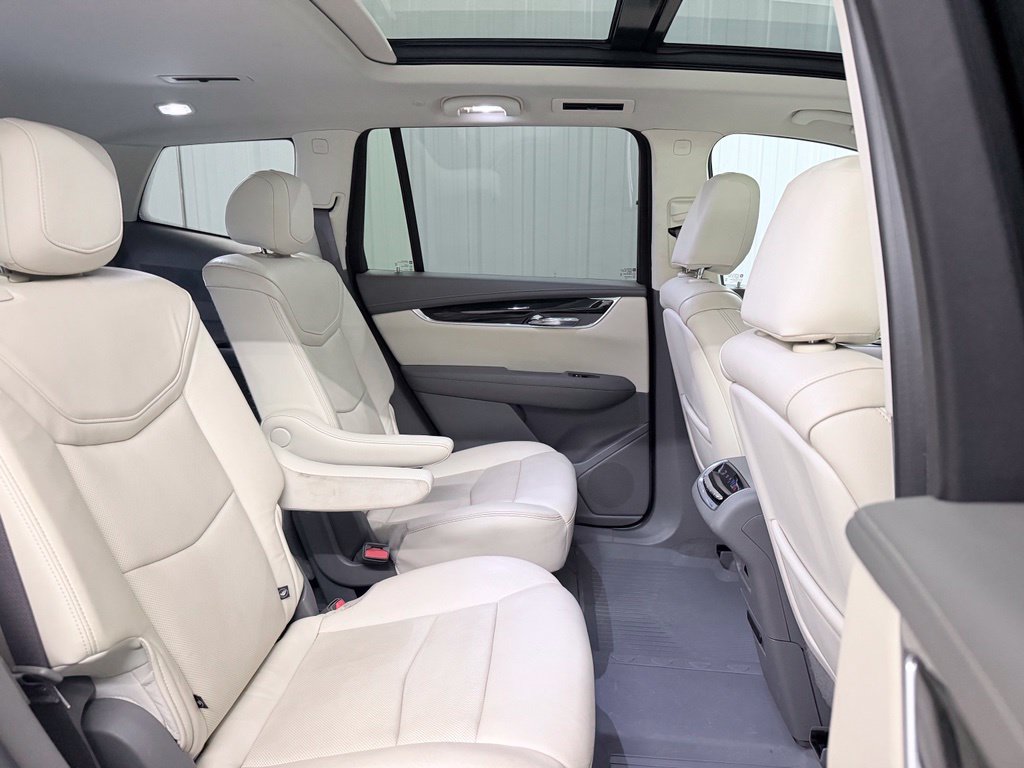 Used 2020 Cadillac XT6 Premium Luxury FWD image 51