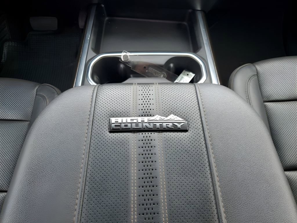Used 2024 Chevrolet Silverado 2500 High Country w/ Midnight Edition image 24