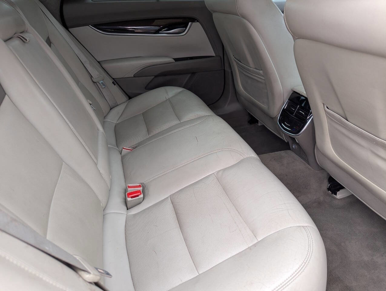 Used 2013 Cadillac XTS Platinum FWD image 14