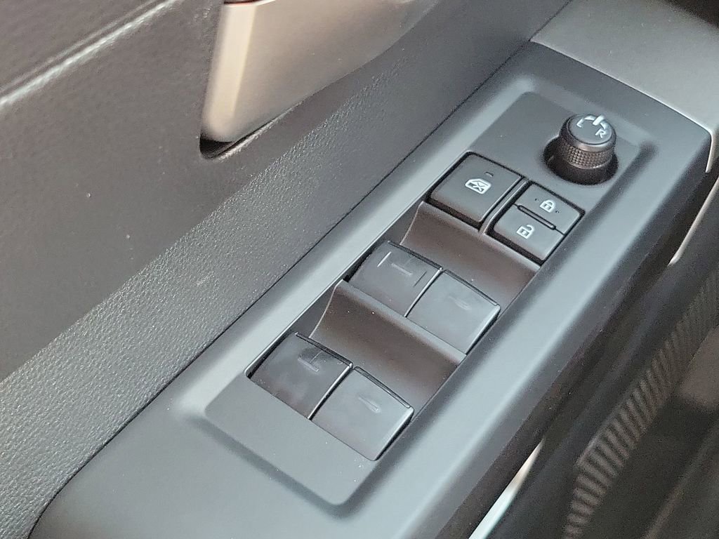 New 2026 Toyota Tundra SR5 image 33