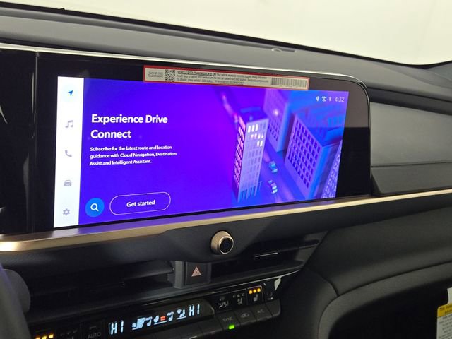 Used 2025 Toyota Crown Signia image 21