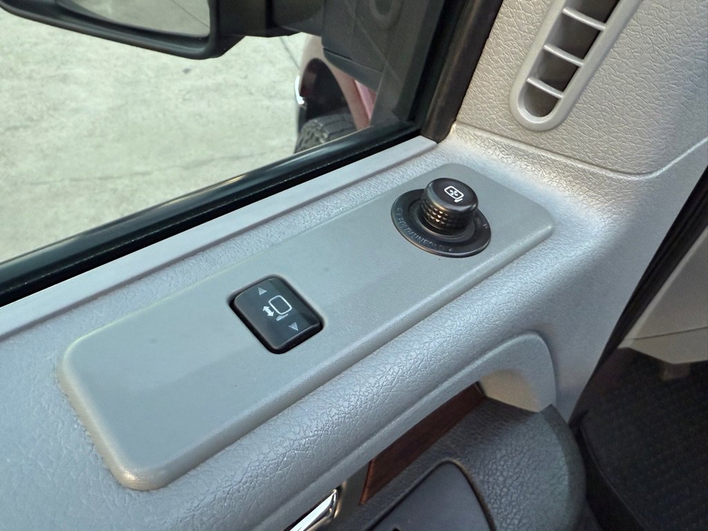 Used 2014 Ford F150 Lariat w/ Equipment Group 502A Luxury image 22