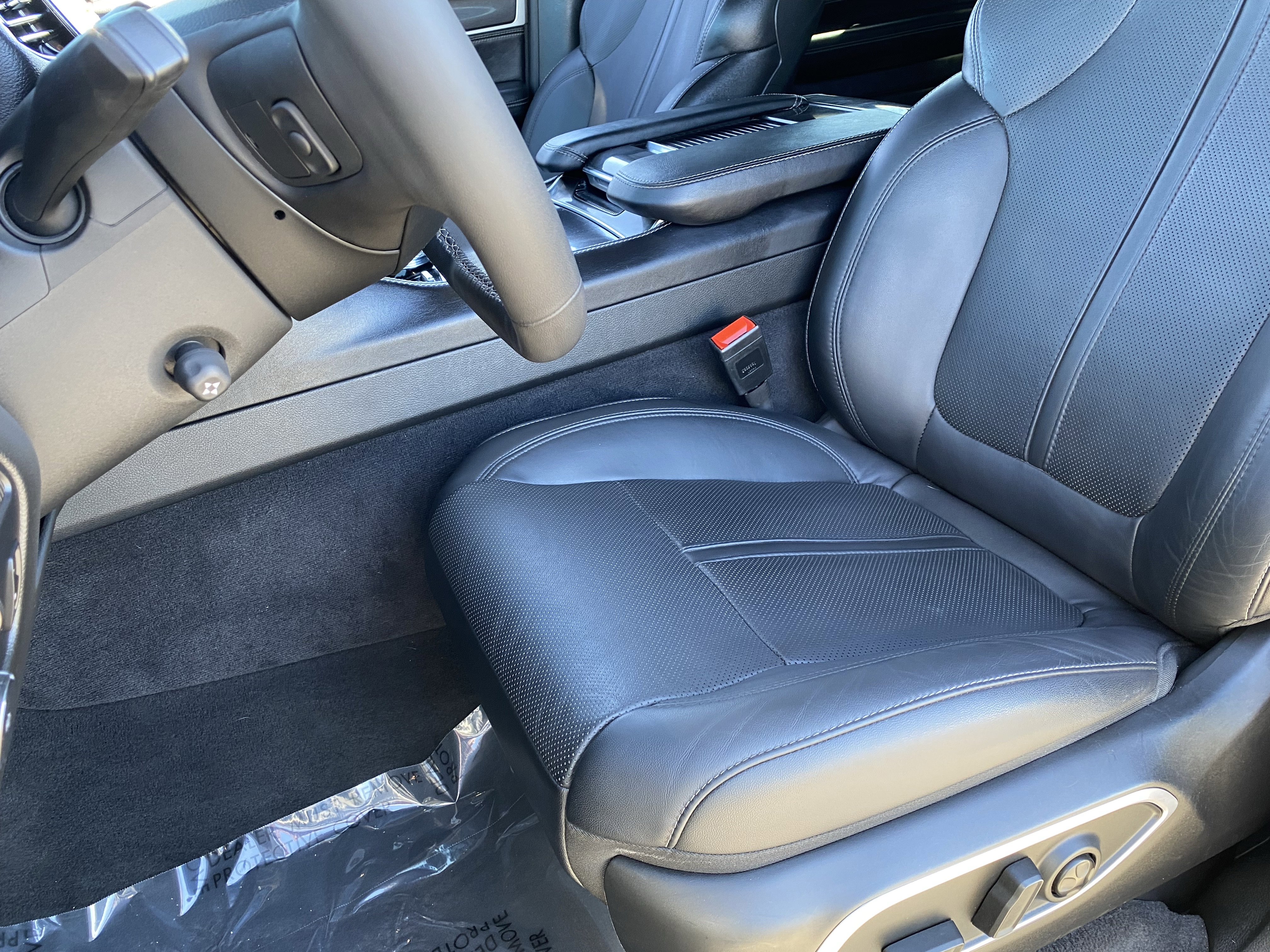 Used 2024 Jeep Wagoneer L 4WD image 19