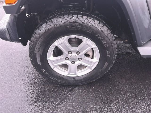 Used 2018 Jeep Wrangler Unlimited Sport S image 31