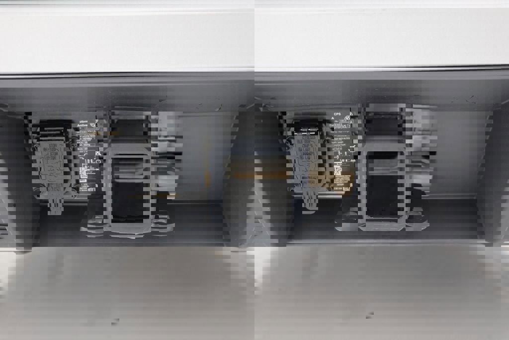 Used 2025 Volkswagen Atlas Peak Edition SE image 10