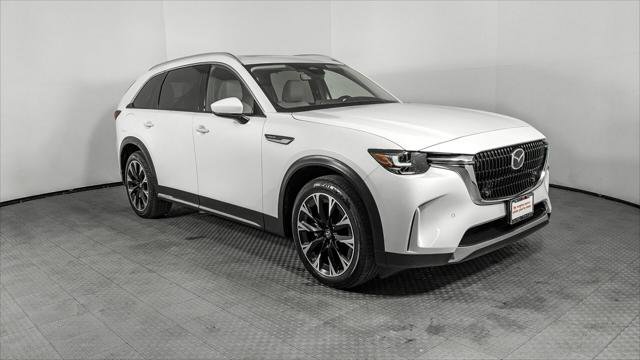 Used 2024 MAZDA CX-90 Plug-In Hybrid w/ Premium Pkg image 11