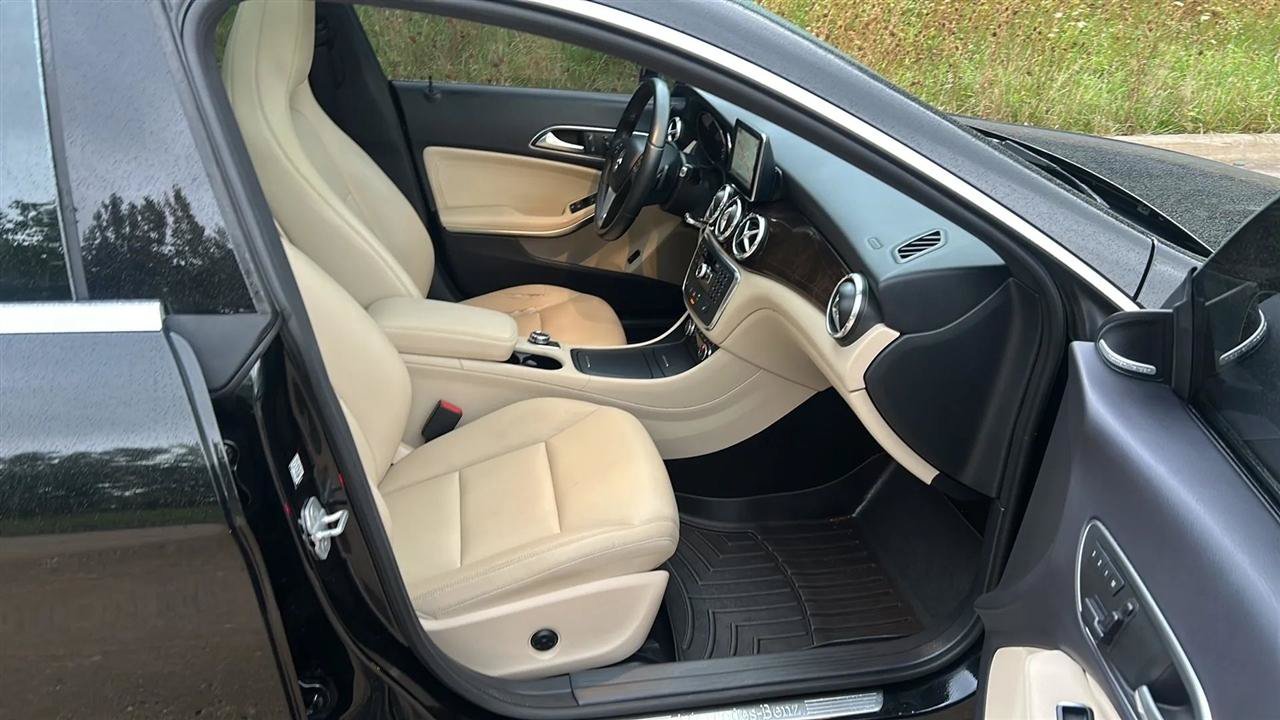 Used 2014 Mercedes-Benz CLA 250 image 46