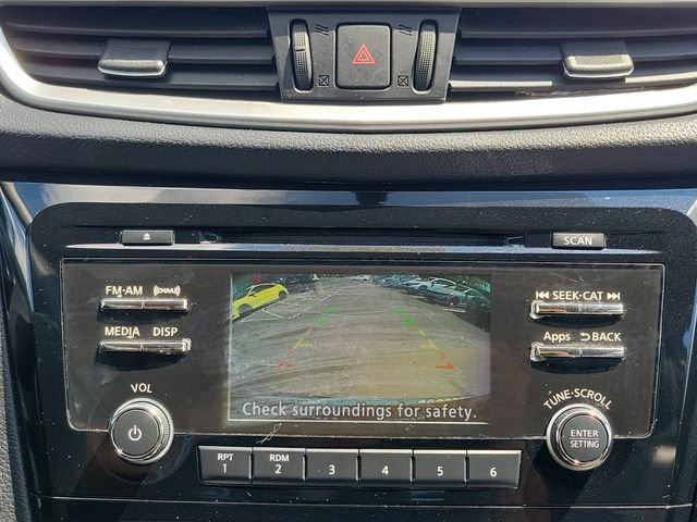 Used 2015 Nissan Rogue SV FWD image 24