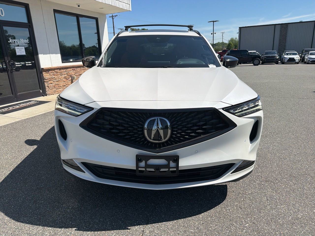 Used 2024 Acura MDX A-Spec image 10