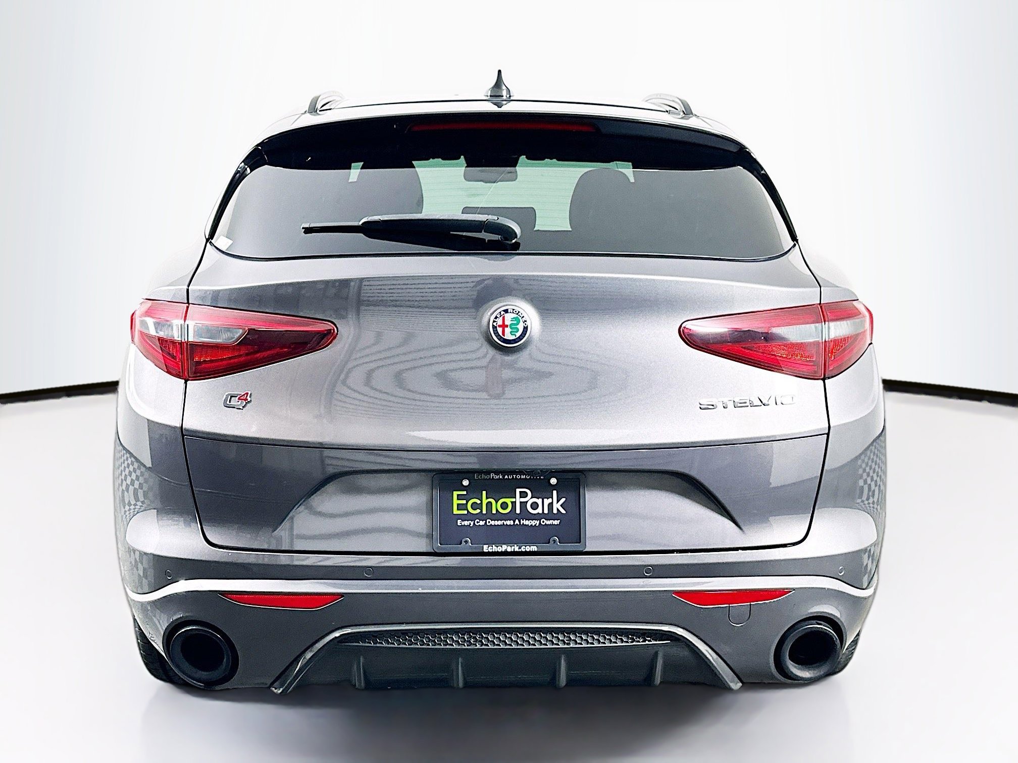 Used 2023 Alfa Romeo Stelvio Veloce image 7