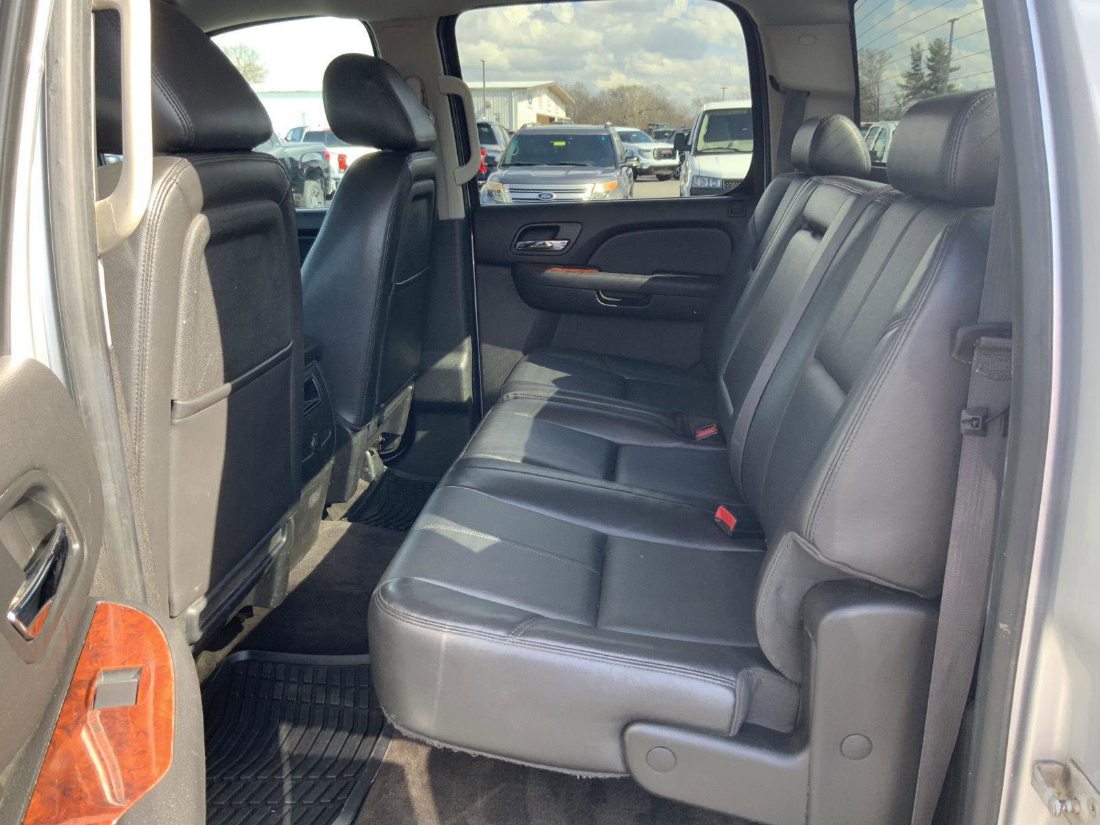 Used 2014 GMC Sierra 2500 SLT w/ SLT Convenience Package image 50