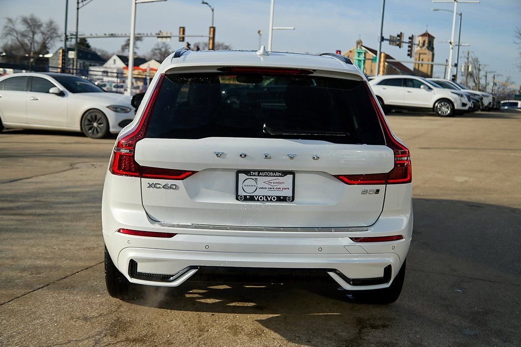 New 2026 Volvo XC60 B5 Plus w/ Climate Package image 10