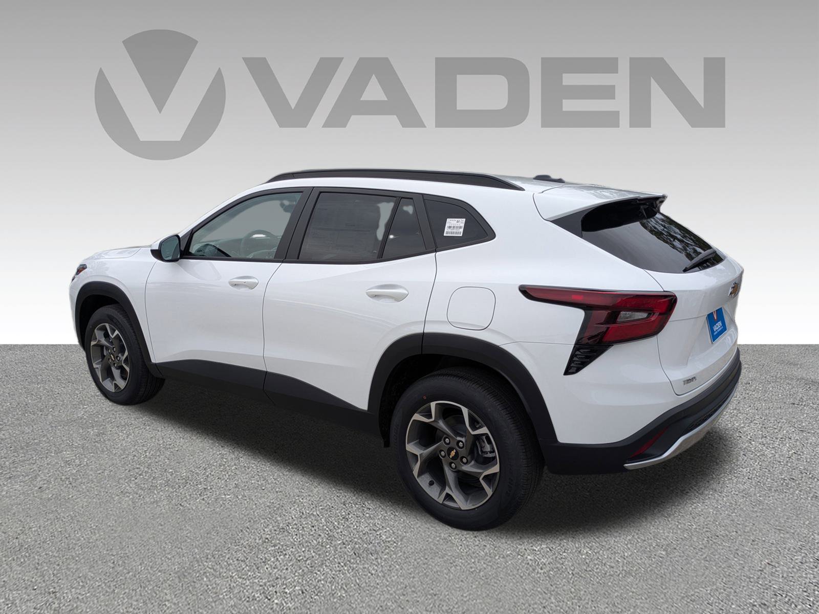 New 2026 Chevrolet Trax LT w/ Driver Confidence Package FWD image 25