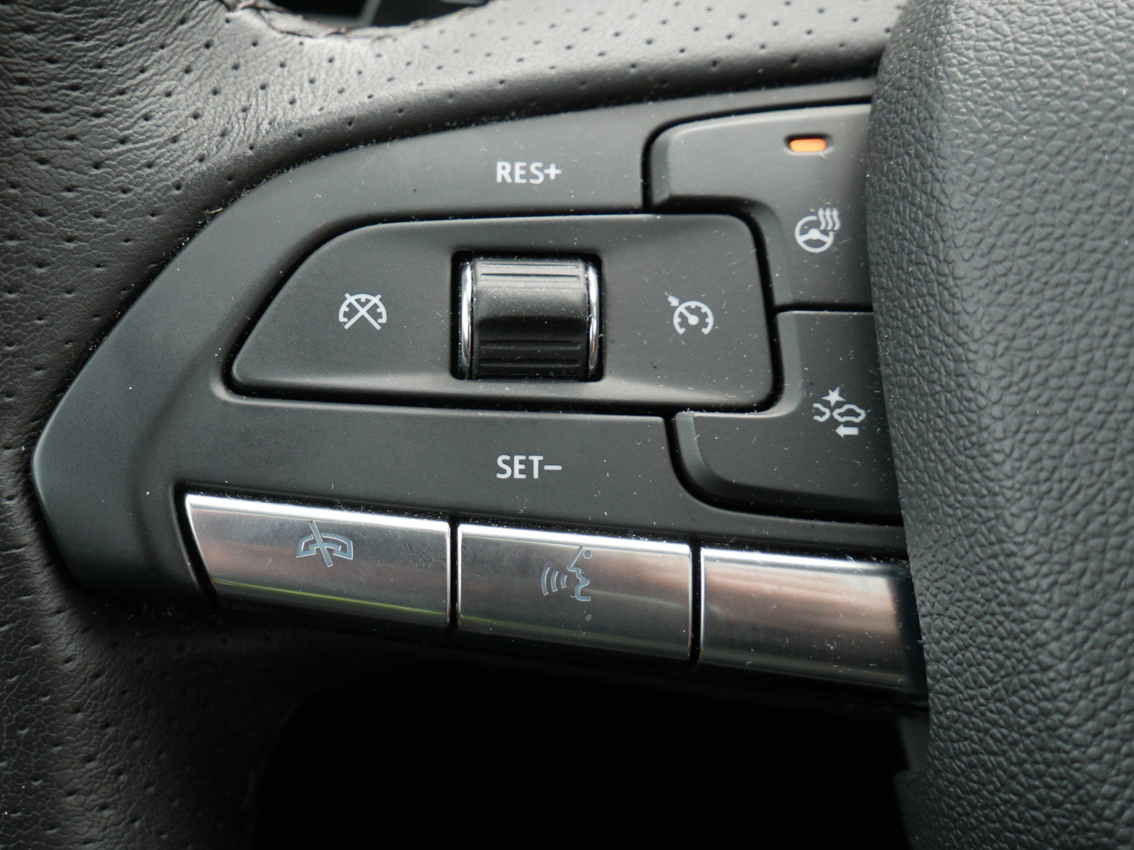 Used 2023 Cadillac XT4 Sport image 23