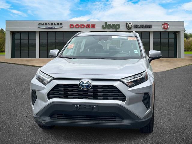 Used 2022 Toyota RAV4 XLE w/ Convenience Package AWD/4WD image 8