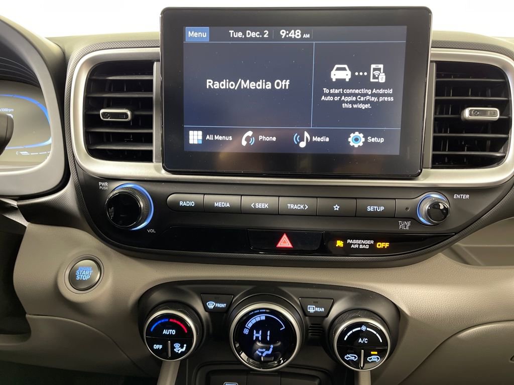 New 2025 Hyundai Venue SEL image 22