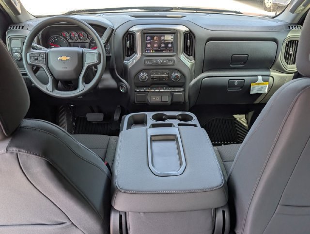 New 2026 Chevrolet Silverado 1500 Custom w/ LPO, Dark Essentials Package RWD image 5