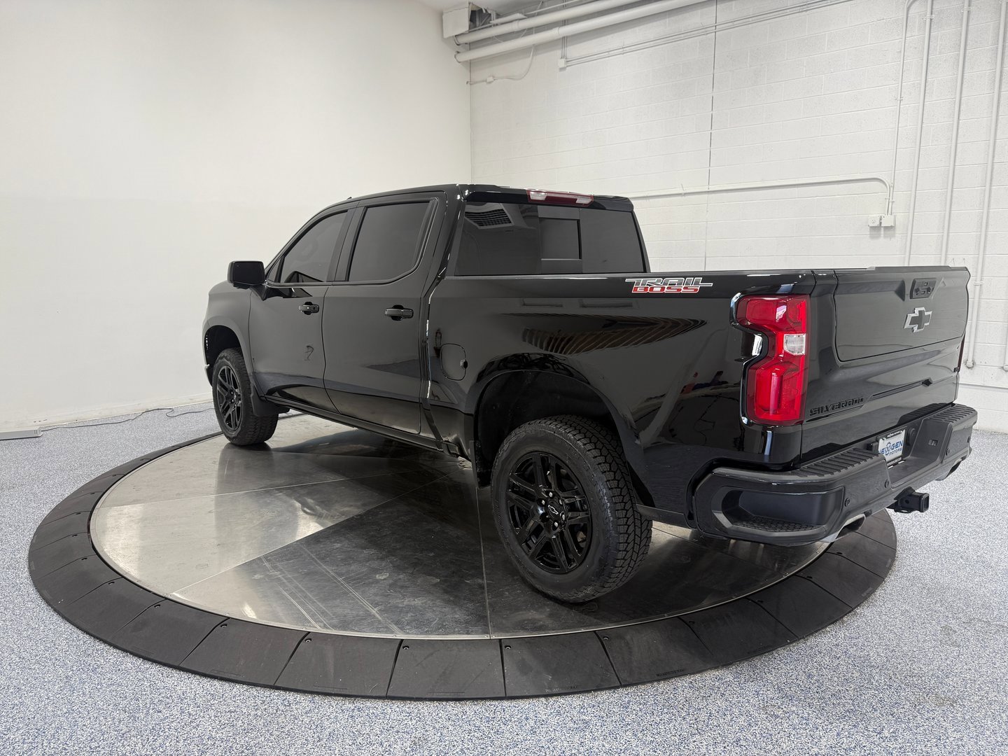 Used 2025 Chevrolet Silverado 1500 LT Trail Boss w/ LT Trail Boss Premium Package image 5