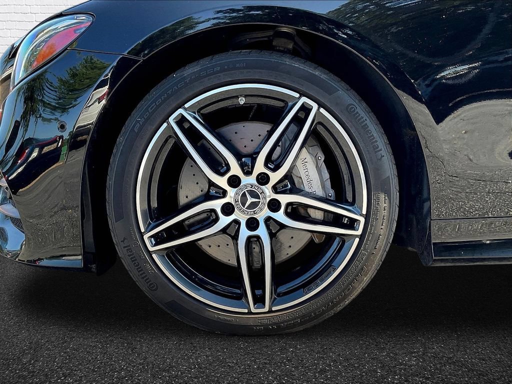 Used 2020 Mercedes-Benz E 450 4MATIC Coupe w/ AMG Line image 27
