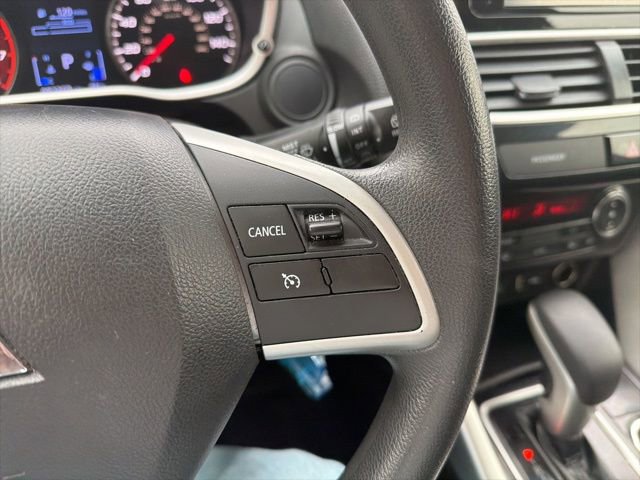 Used 2020 Mitsubishi Eclipse Cross ES image 32