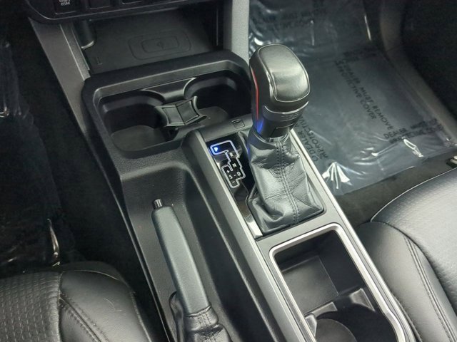 Certified 2021 Toyota Tacoma TRD Off-Road image 16