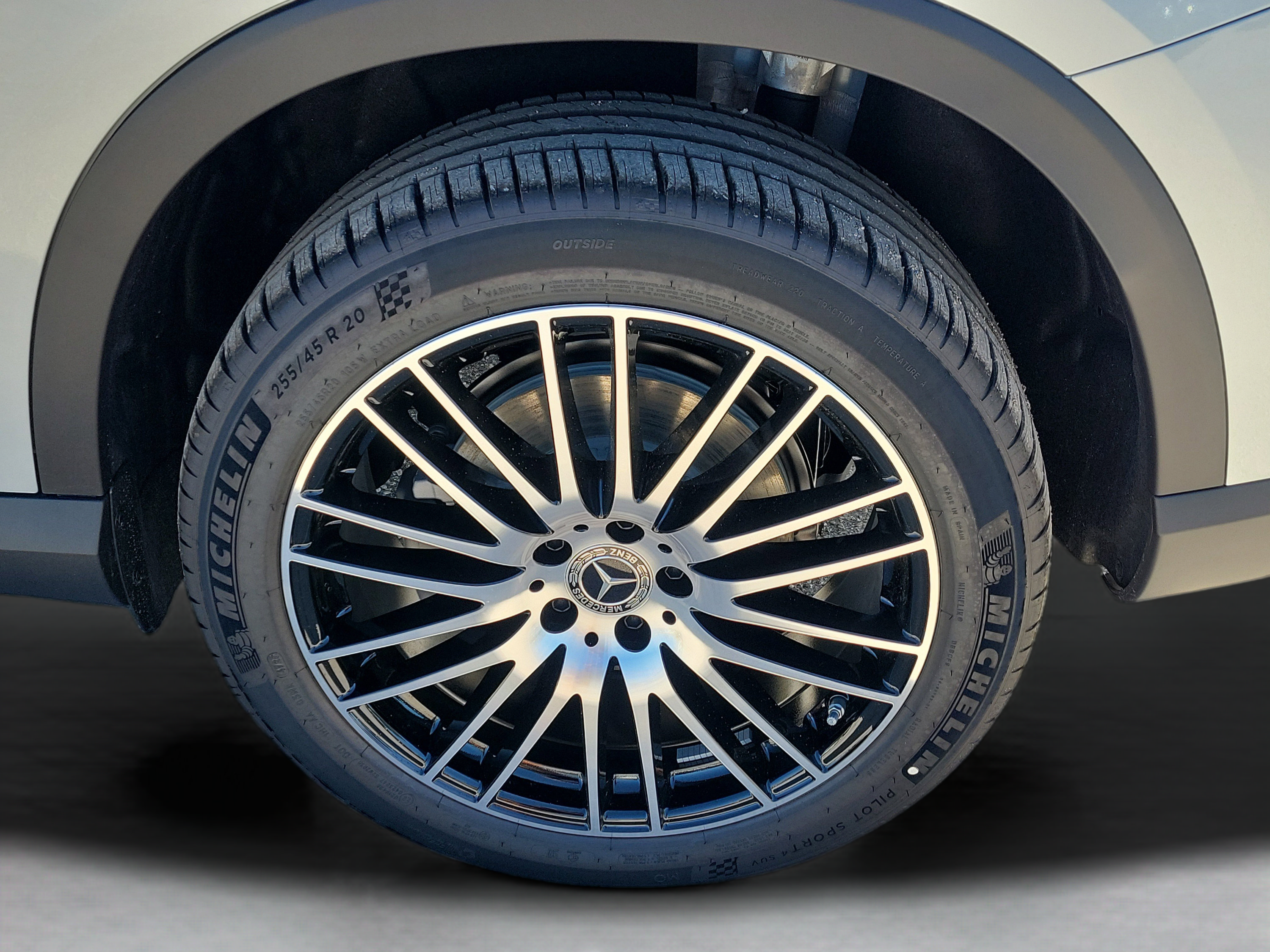 Certified 2026 Mercedes-Benz GLC 300 image 8
