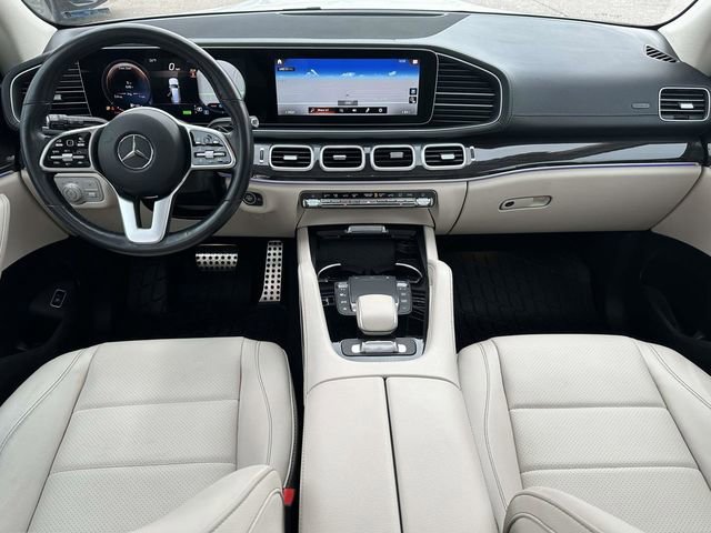 Used 2023 Mercedes-Benz GLS 450 4MATIC image 19