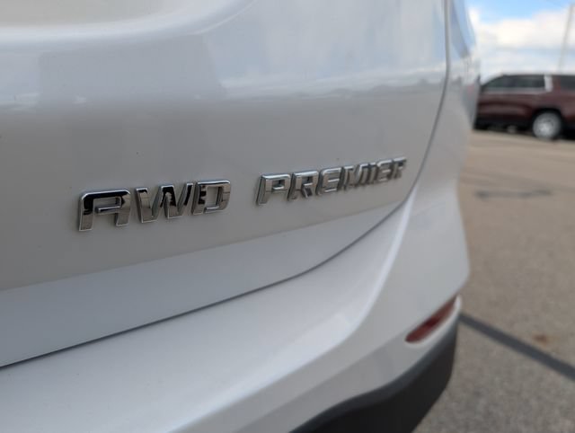 Used 2022 Chevrolet Equinox Premier AWD/4WD image 11